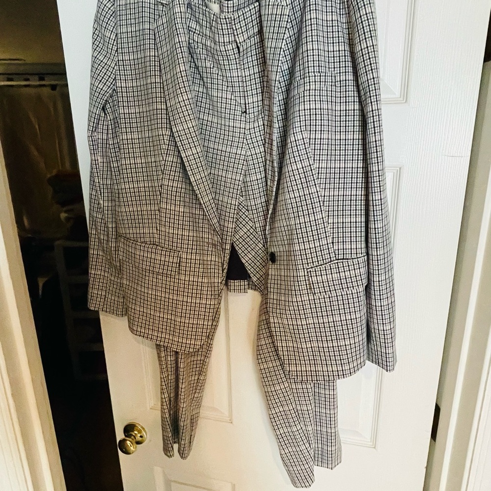 Women Gray Checkered Suit